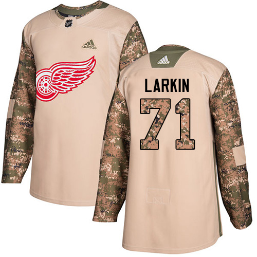 Herren Detroit Red Wings Eishockey Trikot Dylan Larkin #71 Authentic Camo Veterans Day Practice